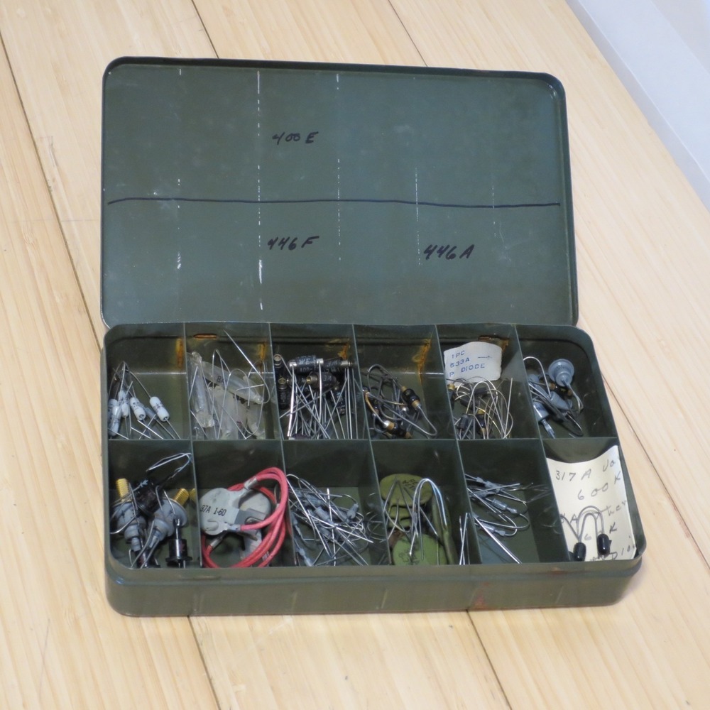 Vintage Assorted Lot of Resistors Lights etc. in Metal Case Lineman 1‎